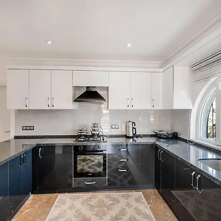 Sessiz Sakin Manzaralı Villa Fethiye